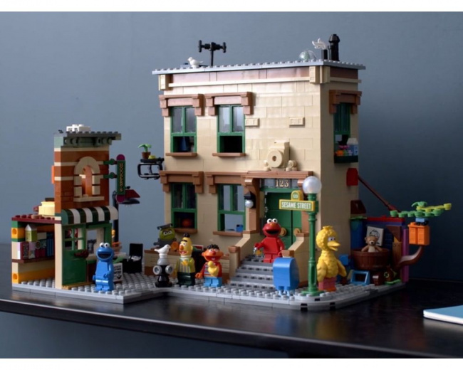 LEGO 21324 Улица Сезам, 123 - фото10