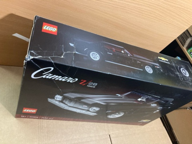 10304 Chevrolet Camaro Z28 LEGO Icons Уценка - фото2
