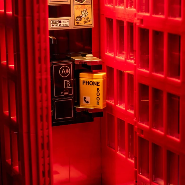 LEGO 21347 Красная лондонская телефонная будка - фото7