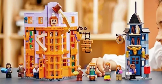 LEGO 76422 Косой переулок: Волшебные хрипы Уизли - фото8