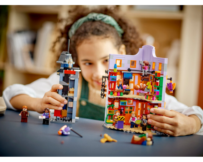 LEGO 76422 Косой переулок: Волшебные хрипы Уизли - фото6