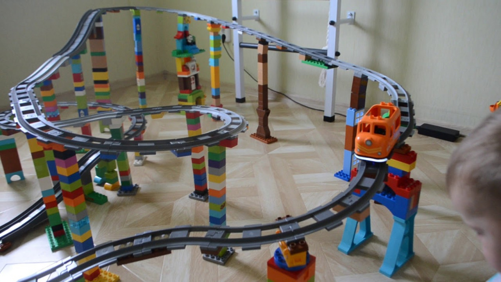 LEGO 10872 Железнодорожный мост