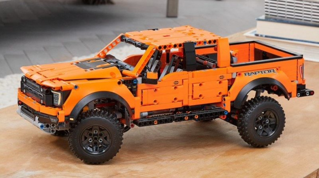 LEGO 42126 Ford F-150 Raptor - фото3