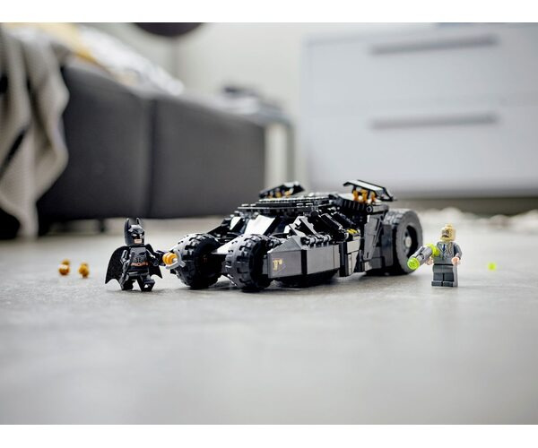  LEGO 76239 Бэтмобиль «Тумблер»: схватка с Пугалом - фото10