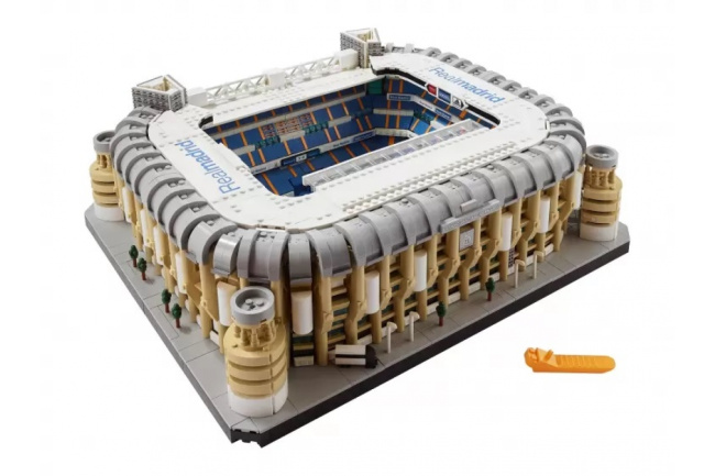 LEGO 10299 Real Madrid - Стадион Сантьяго Бернабеу   - фото3