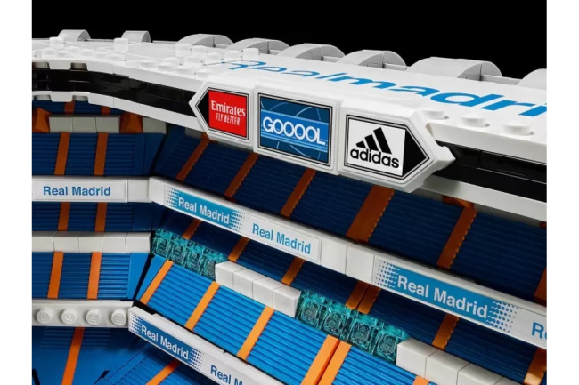 LEGO 10299 Real Madrid - Стадион Сантьяго Бернабеу   - фото4