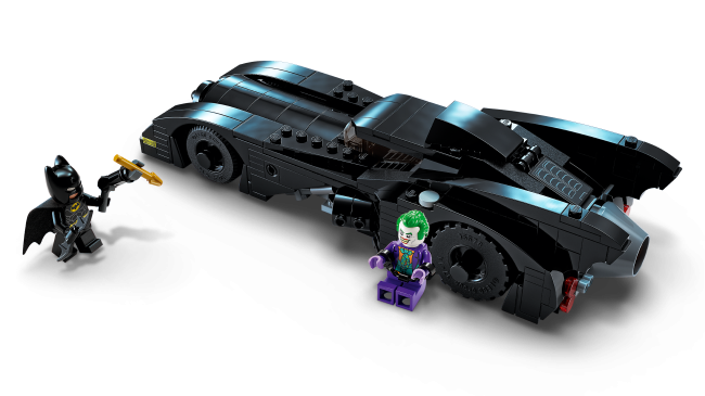 LEGO 76224 Бэтмобиль: Бэтмен против Джокера Чейза - фото4