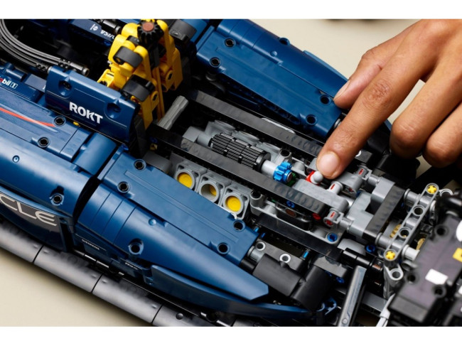 LEGO 42206 Гоночная машина F1 Oracle Red Bull Racing RB20   - фото4