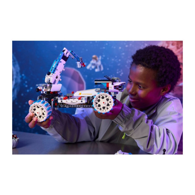 LEGO 42211 Луноход Lunar Outpost   - фото7