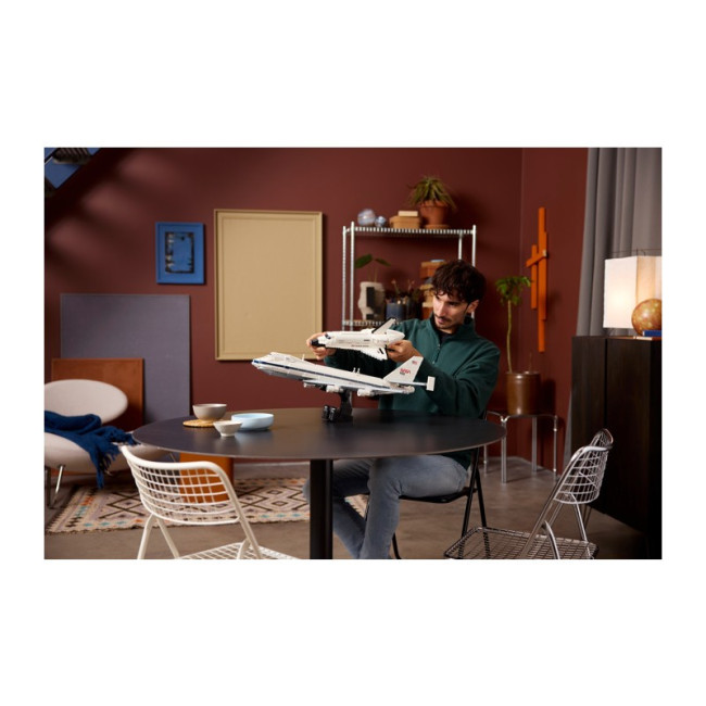 LEGO 10360 Самолет-носитель и Шаттл - фото9