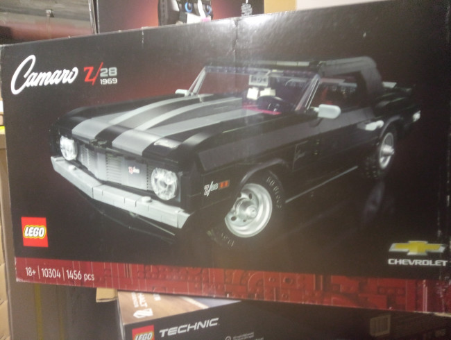 10304 Chevrolet Camaro Z28 LEGO Icons Уценка - фото