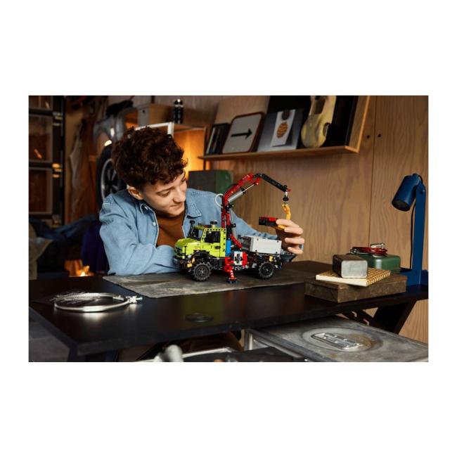 LEGO 42242 Mercedes-Benz Unimog U 5023 с краном   - фото4