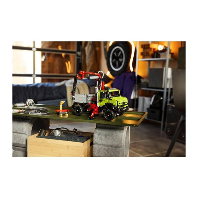 LEGO 42242 Mercedes-Benz Unimog U 5023 с краном   - фото3