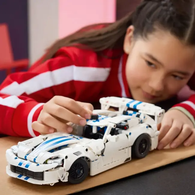 42234 Dodge Viper GTS-R  LEGO Technic - фото8