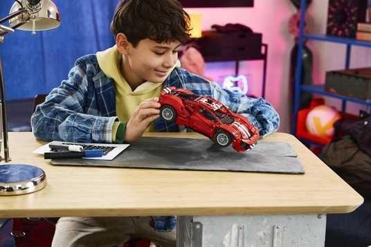 42235 Ferrari 488 Pista  LEGO Technic - фото9
