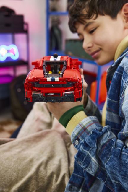 42235 Ferrari 488 Pista  LEGO Technic - фото8
